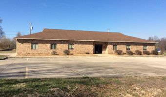 4112 N Water Tower Pl, Mt. Vernon, IL 62864