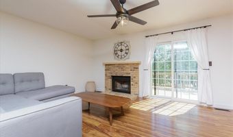 640 Painted Vista Dr, Ballwin, MO 63021