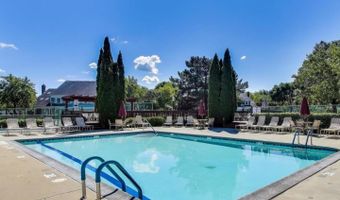 1912 N Coldspring Rd, Arlington Heights, IL 60004
