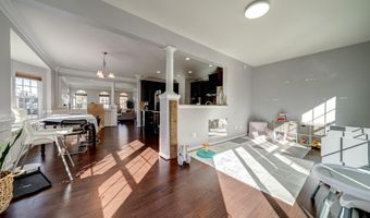 25850 CLAIRMONT MANOR Sq, Aldie, VA 20105