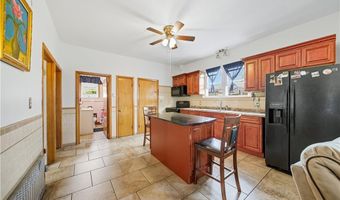 32 Maplewood Ave, Cranston, RI 02920