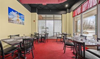 300 Park Point Dr, Accord, NY 14623
