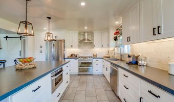 636 E 9th Ave, Escondido, CA 92025
