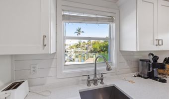 522 PINE Ave 6B, Anna Maria, FL 34216