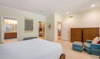 2736 Aspen Ct, Ann Arbor, MI 48108
