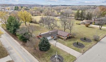 519 SE 13th, Dyersville, IA 52040