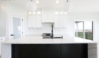 460 NE Monarch Dr, Polk City, IA 50226