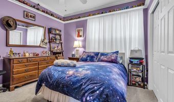 7 Woodlake Ct, Barnegat, NJ 08005