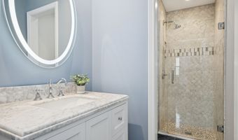1407 N Dunton Ave, Arlington Heights, IL 60004