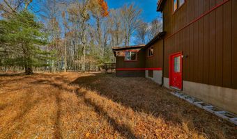 5 Juniper Ln, Albrightsville, PA 18210