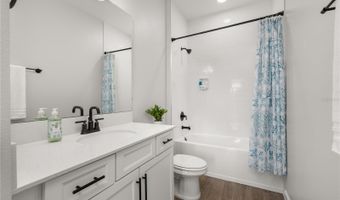 3228 ROSEVILLE Dr, Apopka, FL 32712