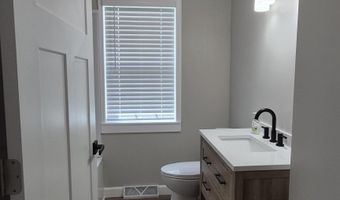 2110 L St, Auburn, NE 68305