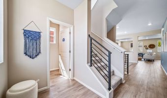 22332 E 38th Pl, Aurora, CO 80019