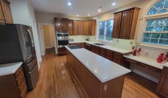 12 FOXVIEW Cir, Hockessin, DE 19707