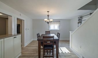 1135 Court St, Adel, IA 50003