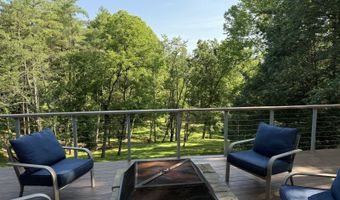 8488 Windfall Ridge Rd, Athens, OH 45701