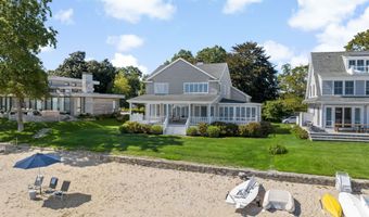 43 Shore Rd, Clinton, CT 06413