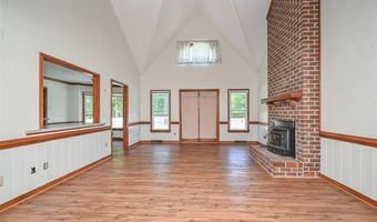 547 Dover Ln, Aylett, VA 23009