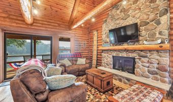 N1575 SILVER CANOE Road, Keshena, WI 54135