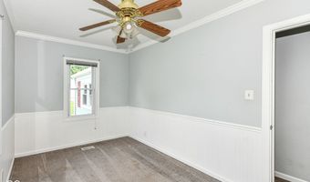 114 South St, Southport, IN 46227