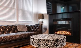 2230 Markham Ct, Charlotte, NC 28205