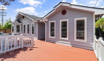 409 PACIFIC Ave, Brookings, OR 97415