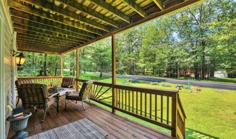 748 Towamensing Trl, Albrightsville, PA 18210