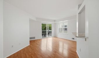 2215 S Huron Pkwy 1, Ann Arbor, MI 48104