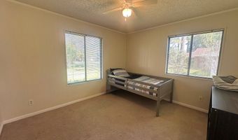 2604 Dottie St, Adel, GA 31620