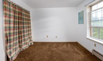 362 Hildred Dr, Burlington, VT 05401