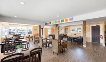 484 N DUPONT Hwy, Dover, DE 19901
