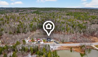 335 Raymond Rd, Chester, NH 03036