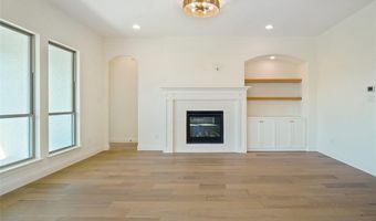 621 Hummingbird Dr, Aledo, TX 76008