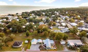 134 Keller St, Bay St. Louis, MS 39520