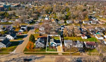 1427 N RACINE St, Appleton, WI 54911