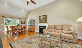 54 Liberty Ln, Barrington, NH 03825