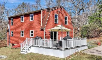 89 Narrow Ln, Charlestown, RI 02813