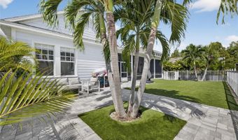 526 ISLEBAY Dr, Apollo Beach, FL 33572