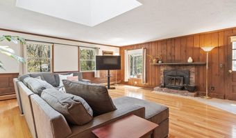 14 Minot Ave, Acton, MA 01720