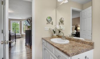 212 Oak Hill Rd, Barrington, NH 03825