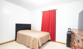 1043 NE 20th St, Belle Glade, FL 33430