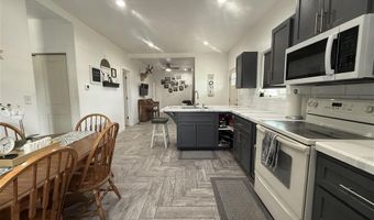 280 W Main St, Cowley, WY 82420