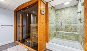 38 Harvest Hill Ln 38, Auburn, ME 04210