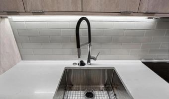 4 R St NW 4, Washington, DC 20001