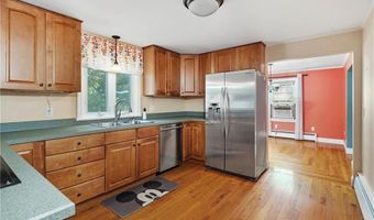 41 Thomas Leighton Blvd, Cumberland, RI 02864