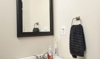 604 Comstock, Adrian, MI 49221