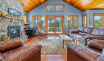 1006 Goose Pond Rd, Canaan, NH 03741
