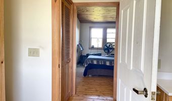 303 BOLTON Rd, Cabot, VT 05647
