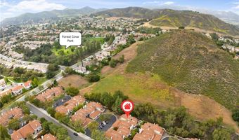 29729 Strawberry Hill Dr, Agoura Hills, CA 91301