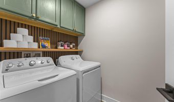 42460 MILDRED LANDING Sq, Ashburn, VA 20148